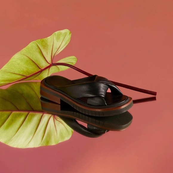 CLERGERIE - PARIS 'ABBY' Black Soft Leather Mules $495 BNIB -50% OFF - Picture 4 of 4